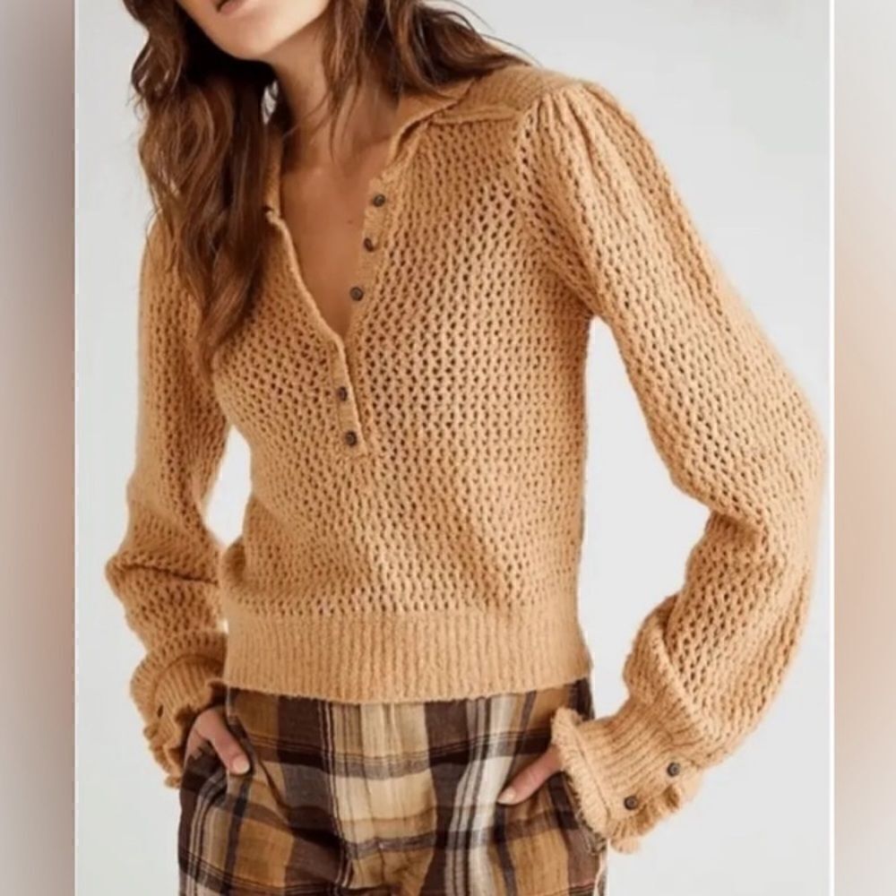 NWT We The Free 1/4 button up sweater size Small